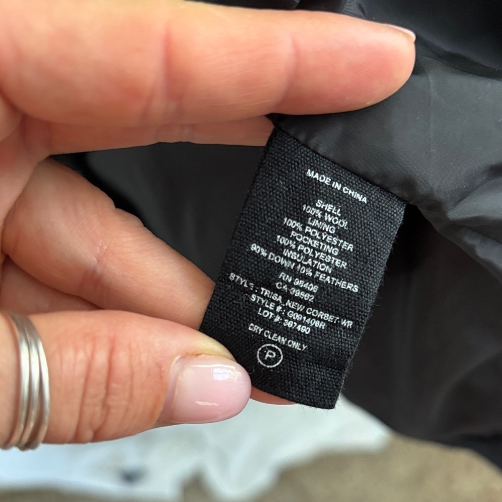Theory Women's Midnight Black Puffer Jacket - Picture 6 of 7